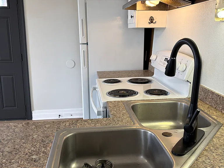 105 E Main St #2 — Photo 11