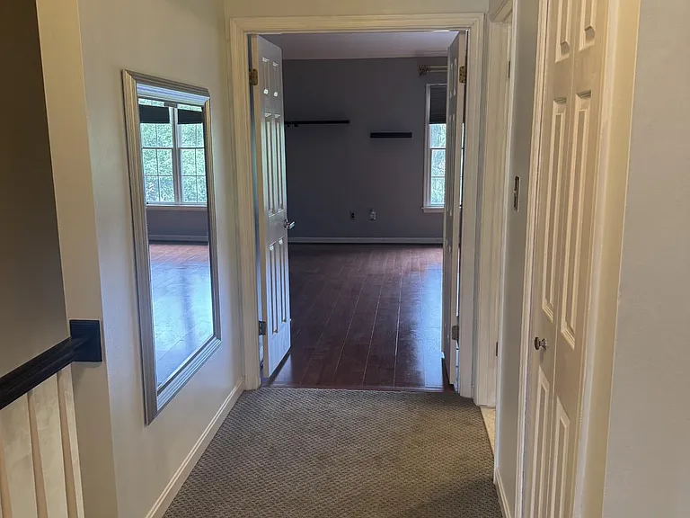32 Alderman Ct — Photo 23
