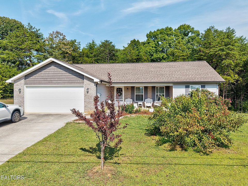 1st image of 482 Klondike Cir