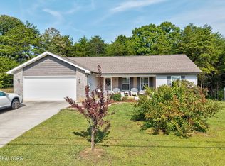 482 Klondike Cir, Kodak, TN 37764