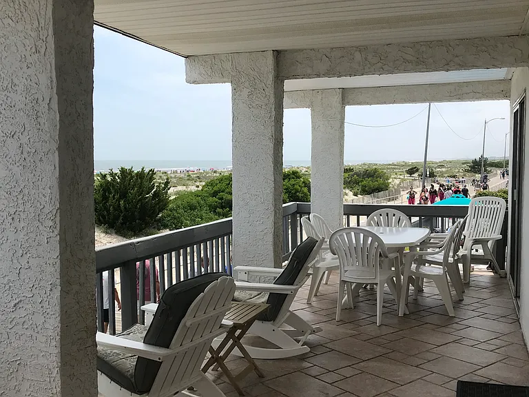 1421 Ocean Ave #3 — Photo 7