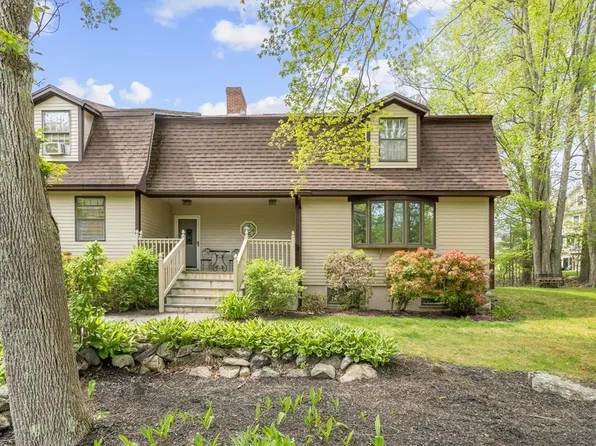60 East St #B, Middleton, MA 01949