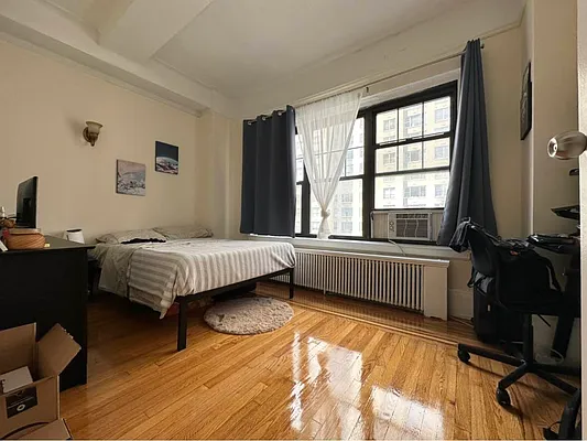 Rented by Green Home NY Realty LLC | media 10