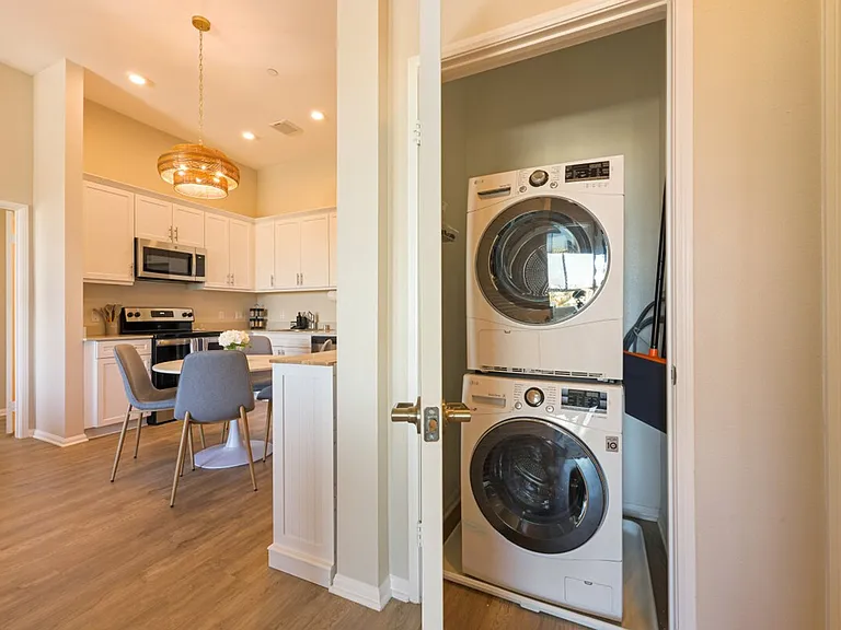 Washer/Dryer