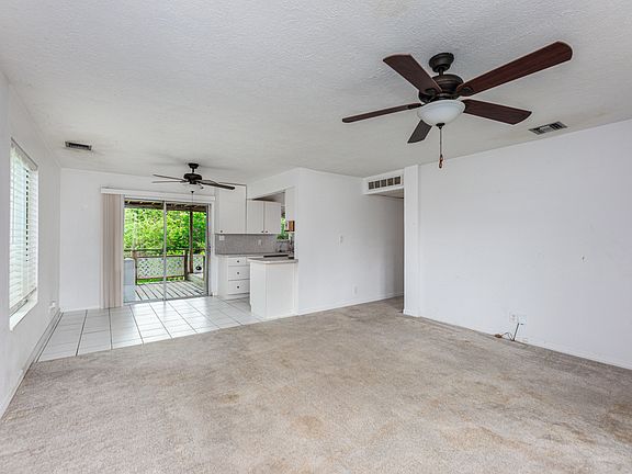 3rd image of 75 Palmetto Ave