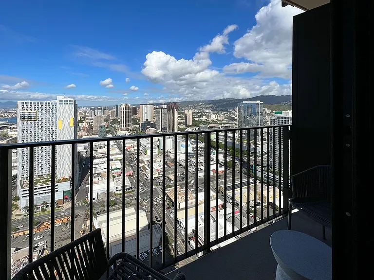 987 Queen St #3909 — Photo 6