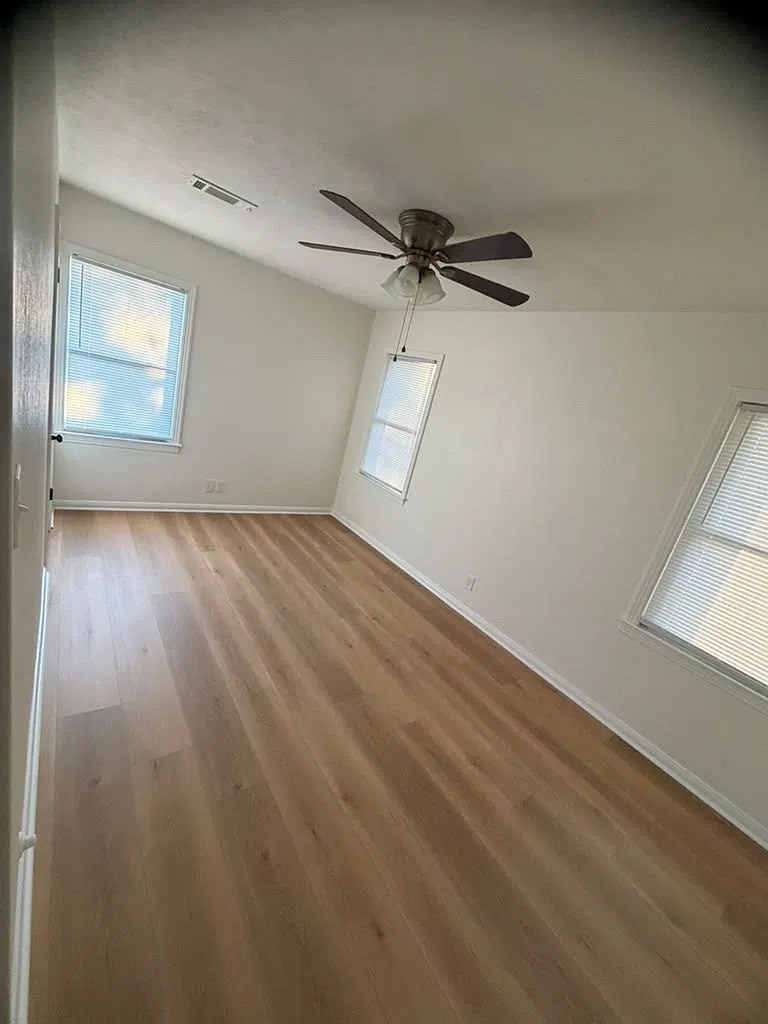 3 bed, 1221 sqft, $1,695 — Photo 4