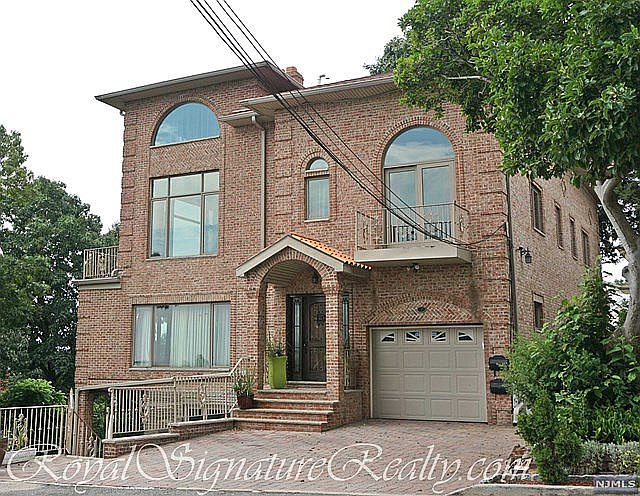 1st image of 2 Lafayette Ave #2
