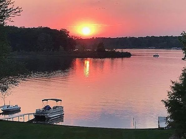 11038 Portage Rd APT 2