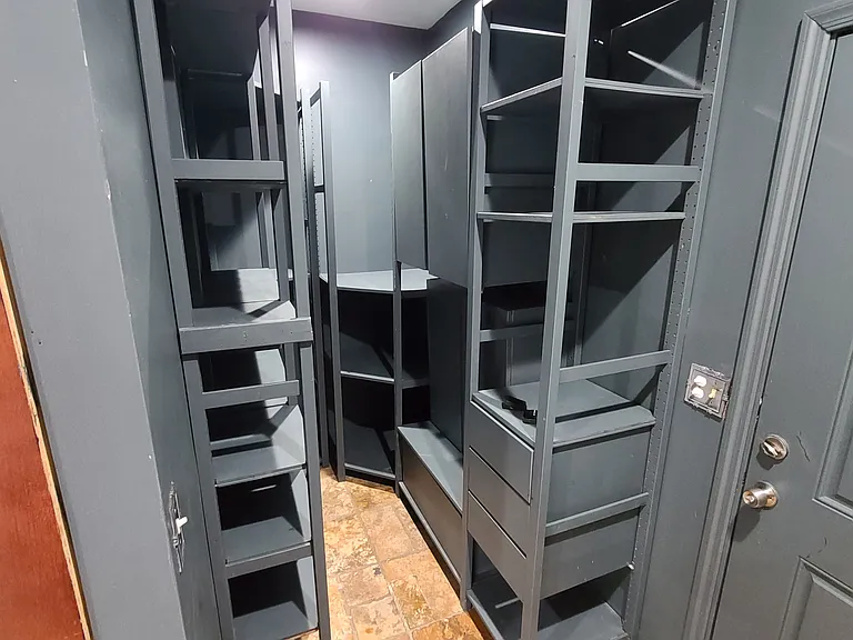 Kitchen Pantry