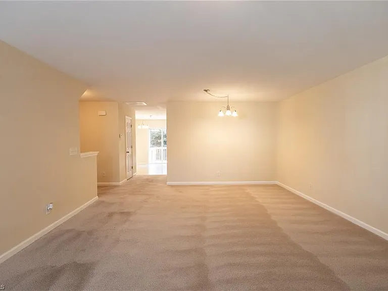 36 Ackland Dr — Photo 6