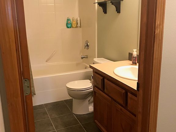 4th image of 4004 E 31st Ave