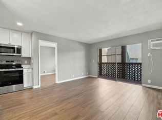 5840 Benner St APT 205, Los Angeles, CA 90042