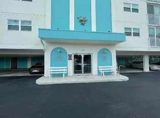 10216 Regal Dr APT 201, Largo, FL 33774