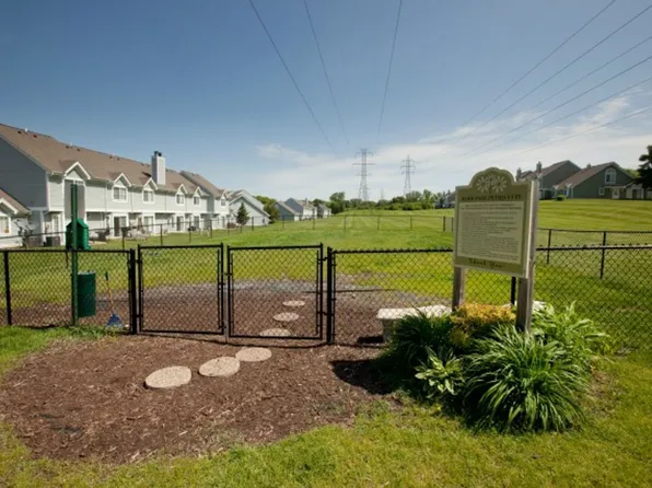 Woodlane Place Townhomes