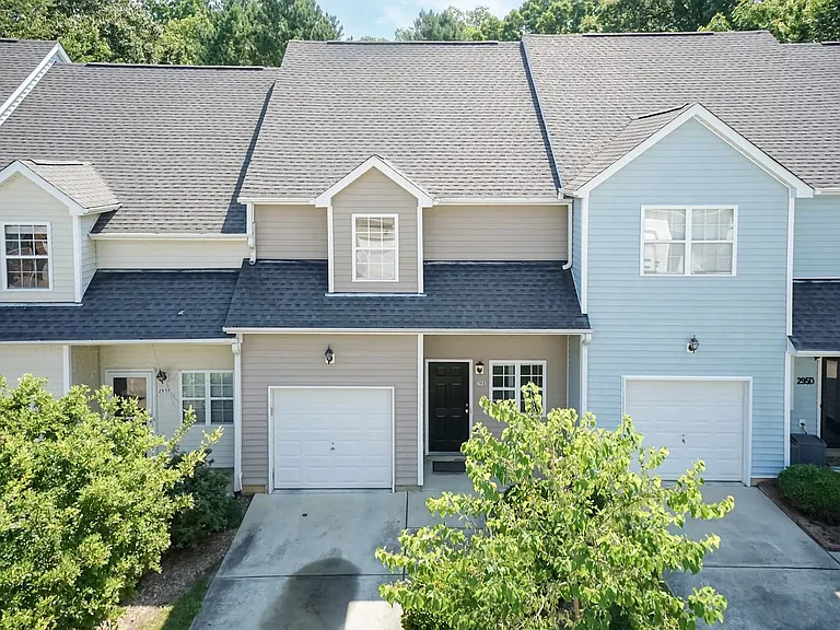 295 Plaza Dr #E — Photo 2