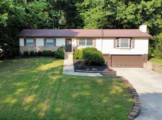 1391 Mac Dr, Stow, OH 44224