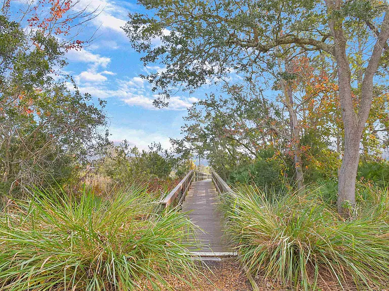 2231 Vista Cove Rd — Photo 7