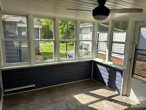 229 Browntown Rd — Photo 10