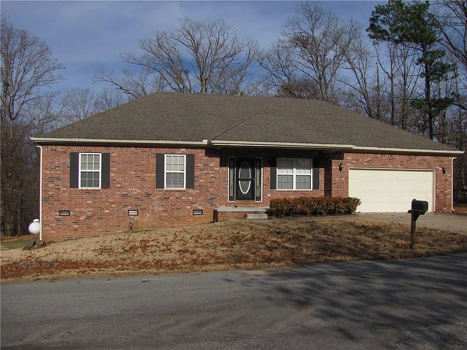 1st image of 28 Westbury Dr