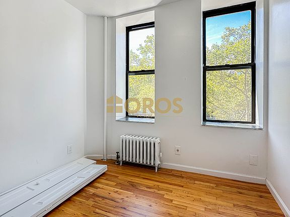 2nd image of 262 E 2nd St APT 3C