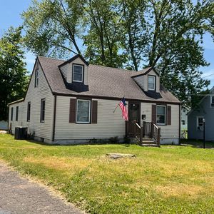 9 Guilford Court, East Haven, CT, 06512