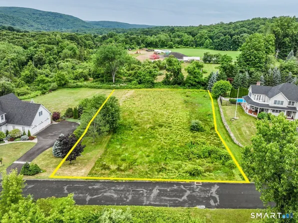 4 Stone Oak Drive, New Milford, CT 06776