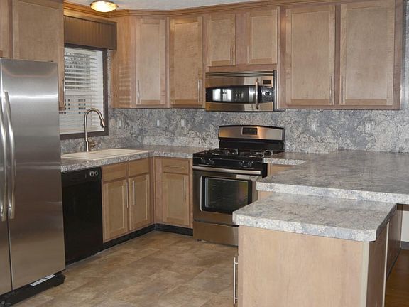 4th image of 4208 E 29th St
