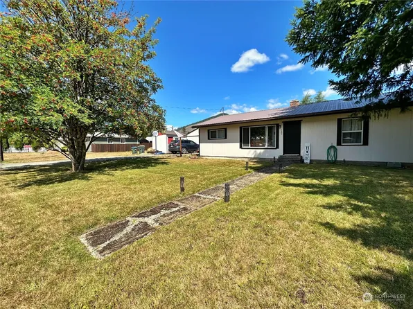 183 E Wood Avenue, Morton, WA 98356