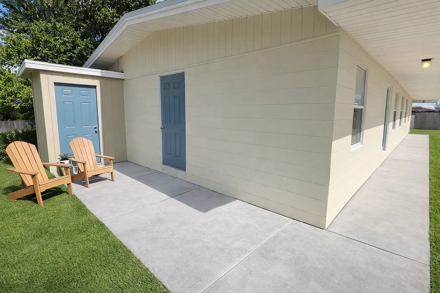 3 bed, 900 sqft, $1,499 — Photo 3
