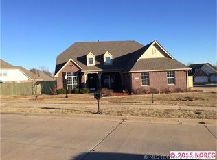 9301 N 104th East Ave, Owasso, OK 74055