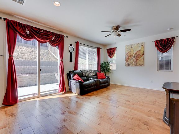 3rd image of 132 Kapalua Bay Cir