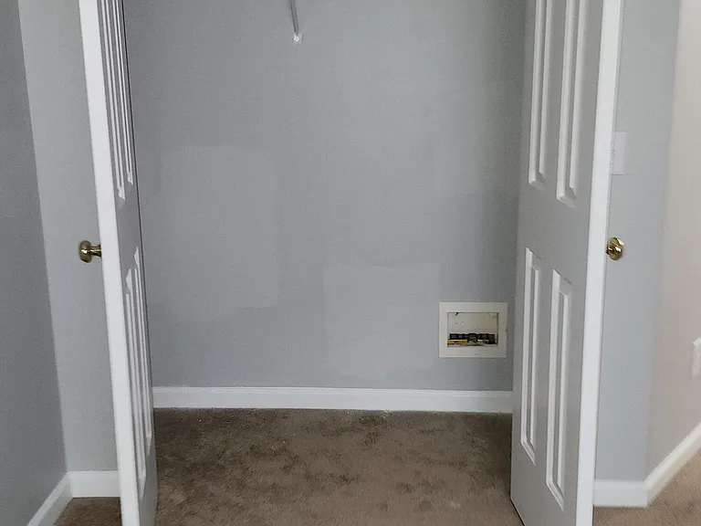 370 Sandhills Cir — Photo 19