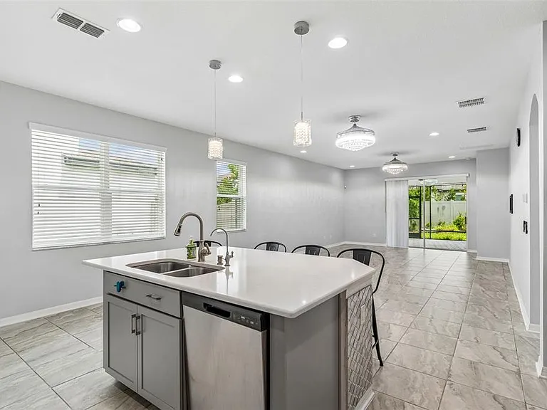 11852 Gavin Ln — Photo 13