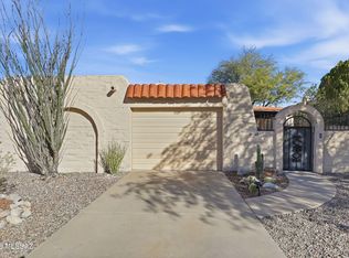 810 N Camino Santiago, Tucson, AZ 85745