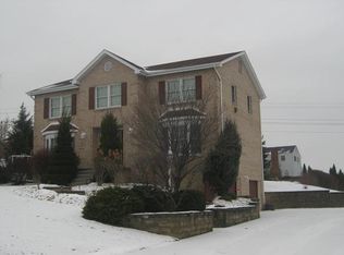 126 Greenock Dr, Greensburg, PA 15601