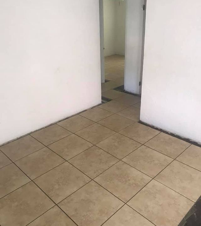 1st image of 15290 Leisure Dr