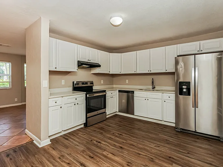 1887 Sunset Pl — Photo 6