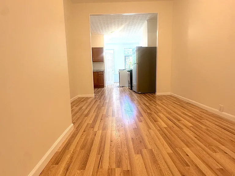 64-31 Catalpa Ave #1R — Photo 5