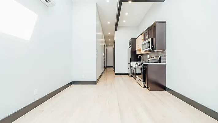 Rented by Nooklyn NYC LLC | media 4