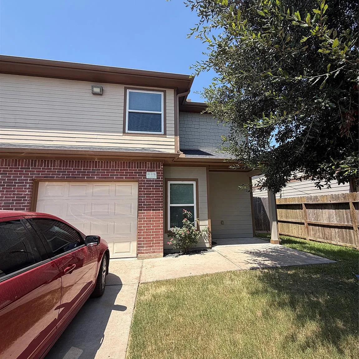 3 bed, 2.5 bath, 1738 sqft, $1,650 — Photo 2