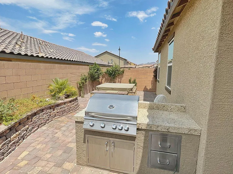 Stainless Built in BBQ Pit