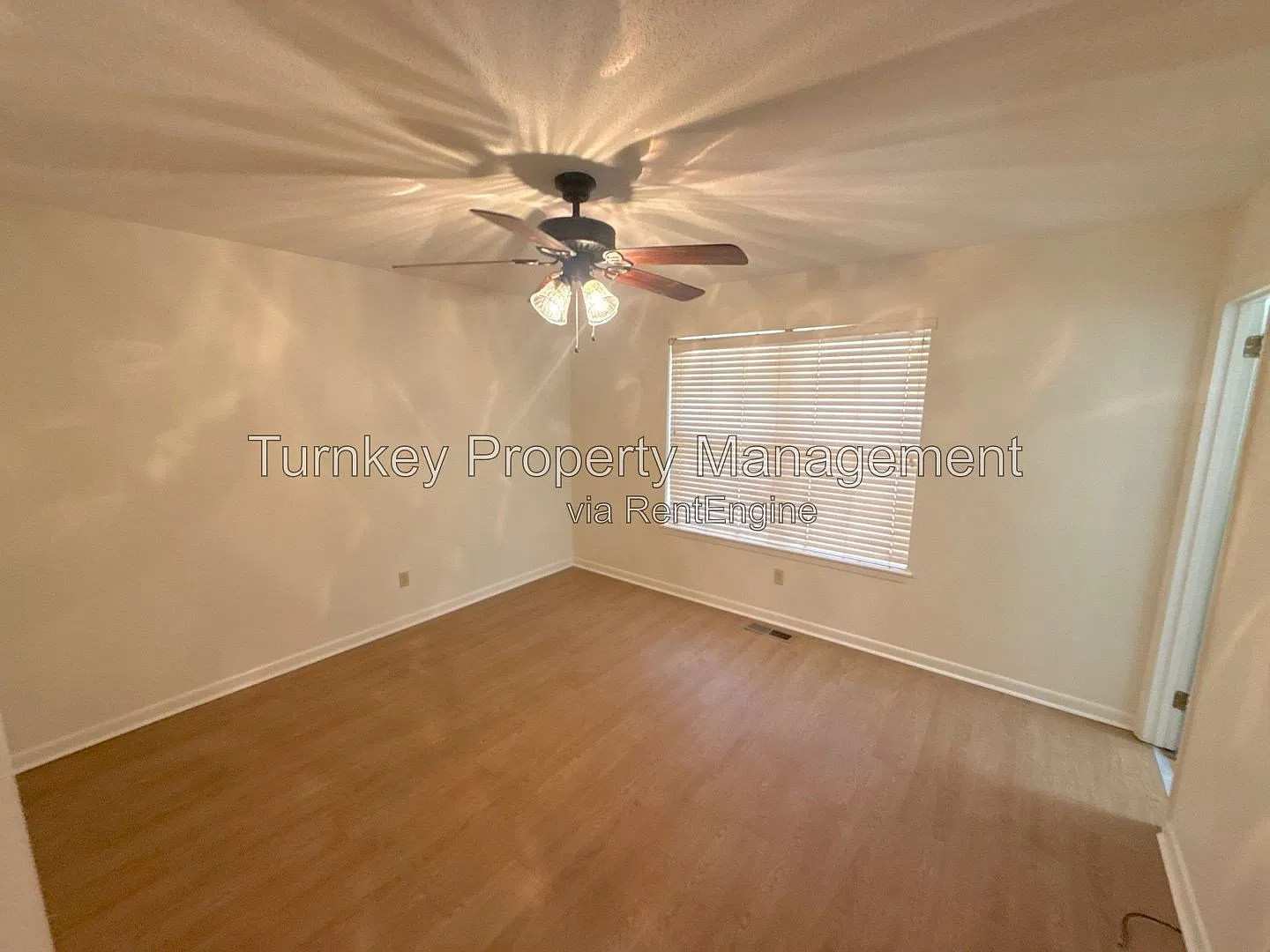 3 bed, 2.0 bath, 1694 sqft, $1,650 — Photo 4