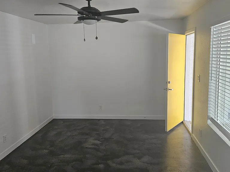 2108 E Fairmount Ave #19A — Photo 5