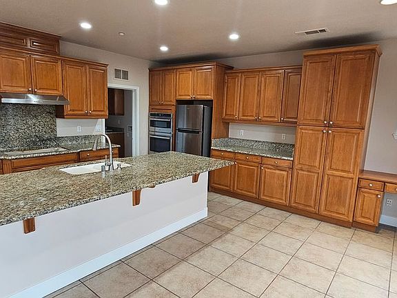 2nd image of 1876 Tarragon Dr