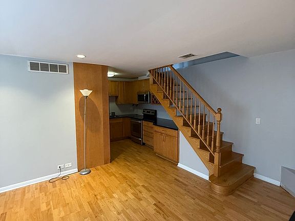 4th image of 744 W Gordon Ter APT 314