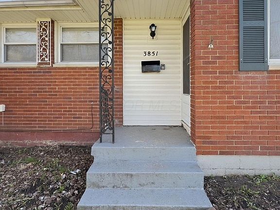 2nd image of 3851 Fairmoor Rd