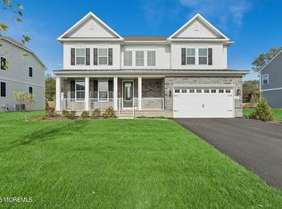 24 Tee Pl, Neptune, NJ 07753