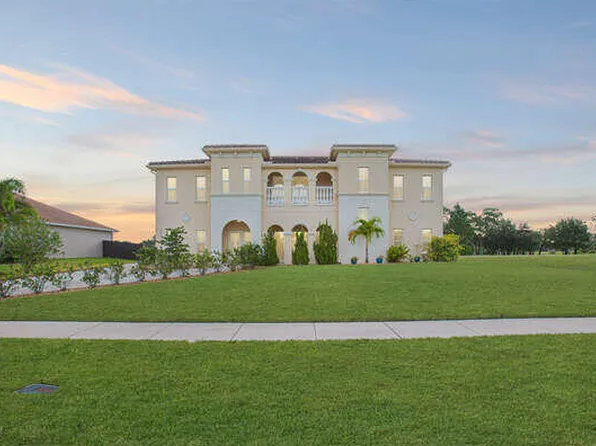 3587 Province Dr, Melbourne, FL 32934