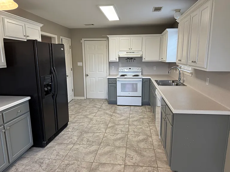 3214 Henson Pl — Photo 3